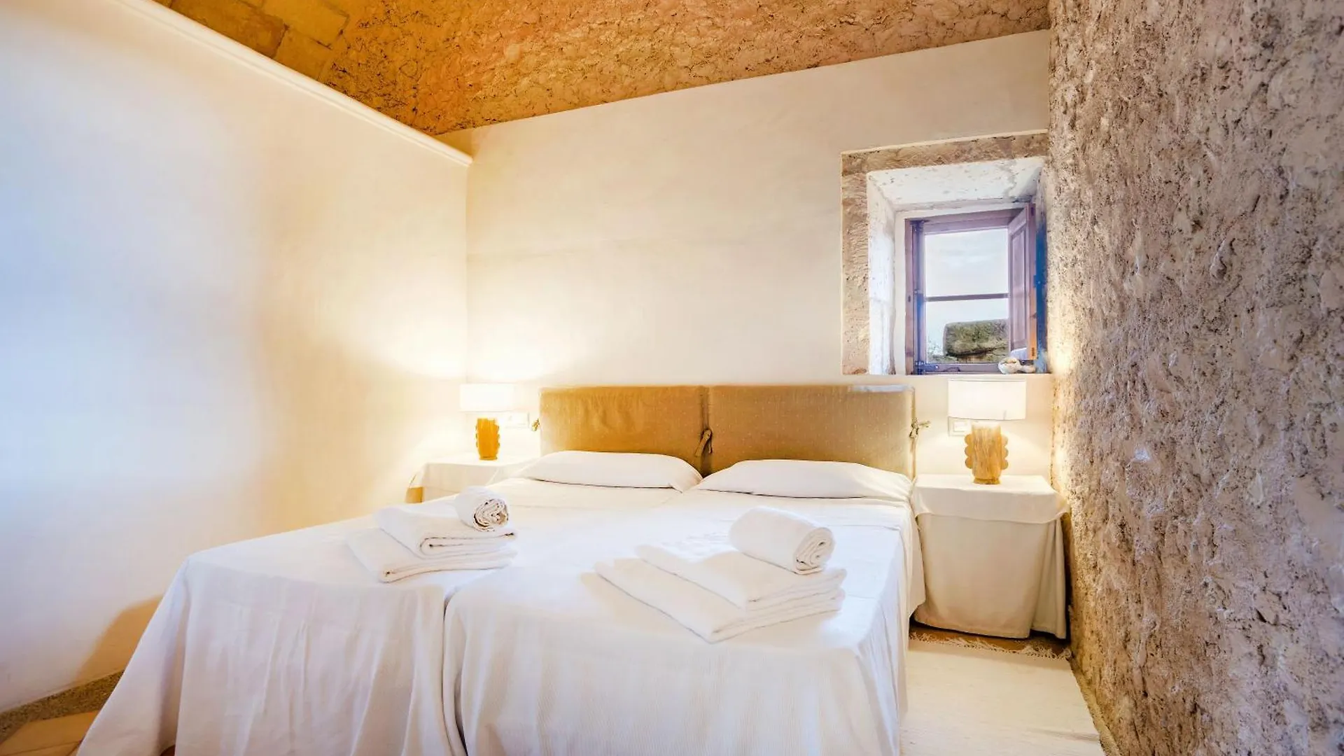 Finca Son Josep De Baix Calas de Mallorca Country house